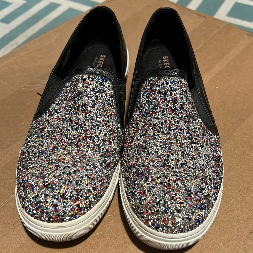 Sparkly Skechers street memory foam sneakers